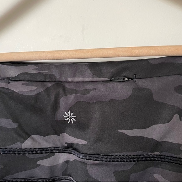 Athleta Women's Ace Printed Tennis Skort 13.5" Black Camoflauge - Picture 6 of 8